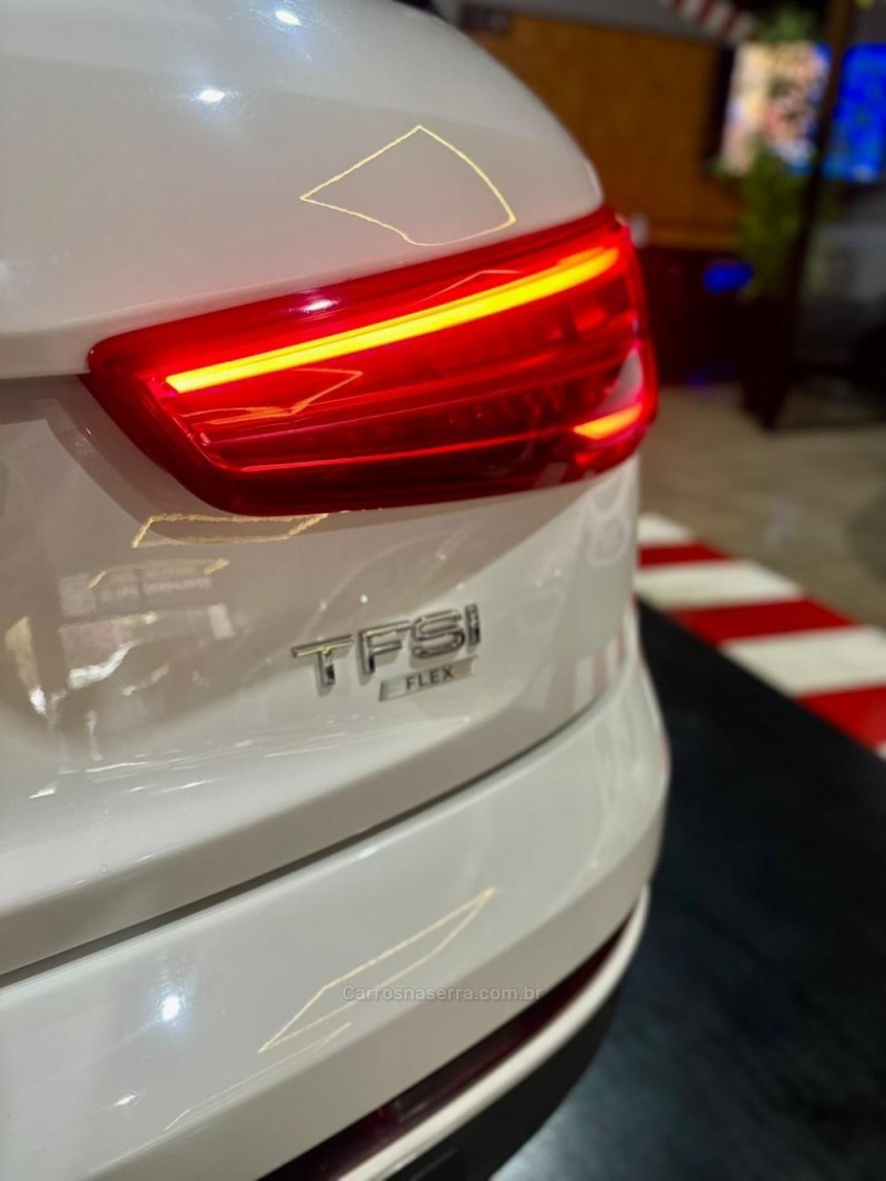 Q3 1.4 TFSI S TRONIC 16V FLEX 4P AUTOMATICO - 2017 - LAJEADO