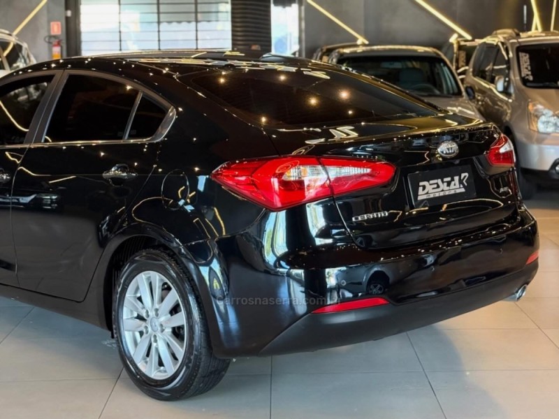 CERATO 1.6 SX3 16V GASOLINA 4P AUTOMÁTICO - 2014 - NOVO HAMBURGO