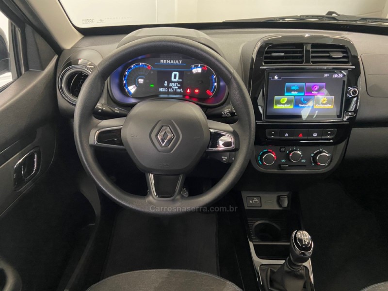 KWID 1.0 12V SCE FLEX INTENSE MANUAL - 2023 - FLORES DA CUNHA