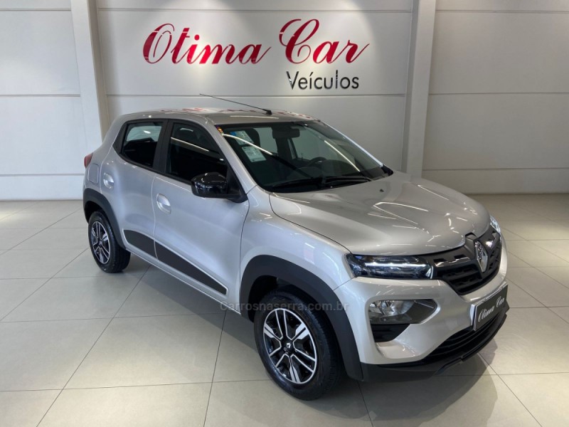 KWID 1.0 12V SCE FLEX INTENSE MANUAL - 2023 - FLORES DA CUNHA