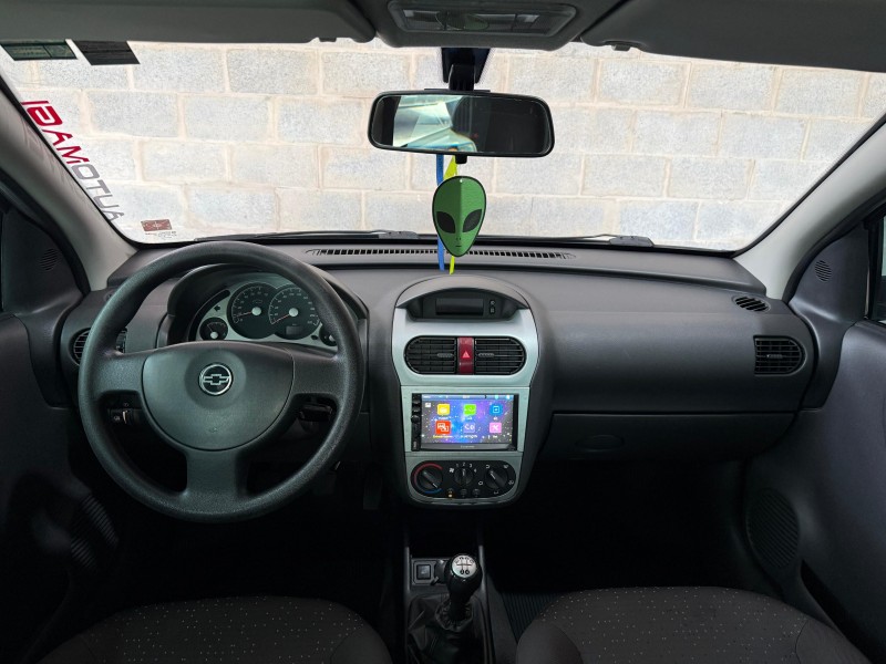 CORSA 1.4 MPFI PREMIUM 8V FLEX 4P MANUAL - 2009 - CAXIAS DO SUL