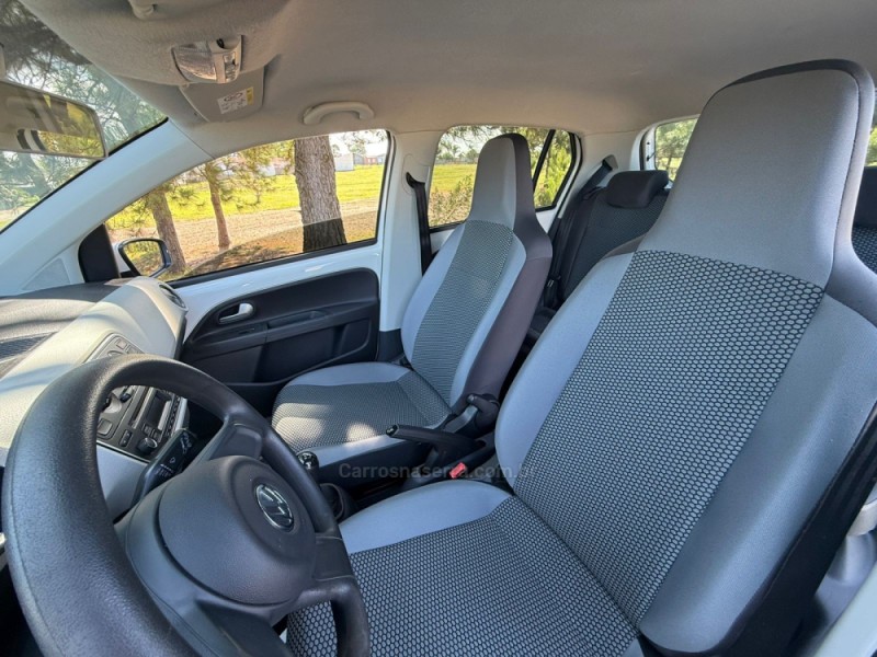 UP 1.0 TSI MOVE UP 12V FLEX 4P MANUAL - 2016 - VACARIA