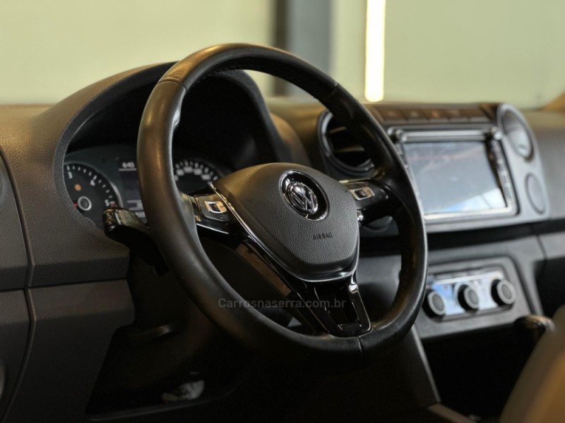 AMAROK 2.0 TRENDLINE 4X4 CD 16V TURBO INTERCOOLER DIESEL 4P AUTOMÁTICO - 2016 - CAXIAS DO SUL