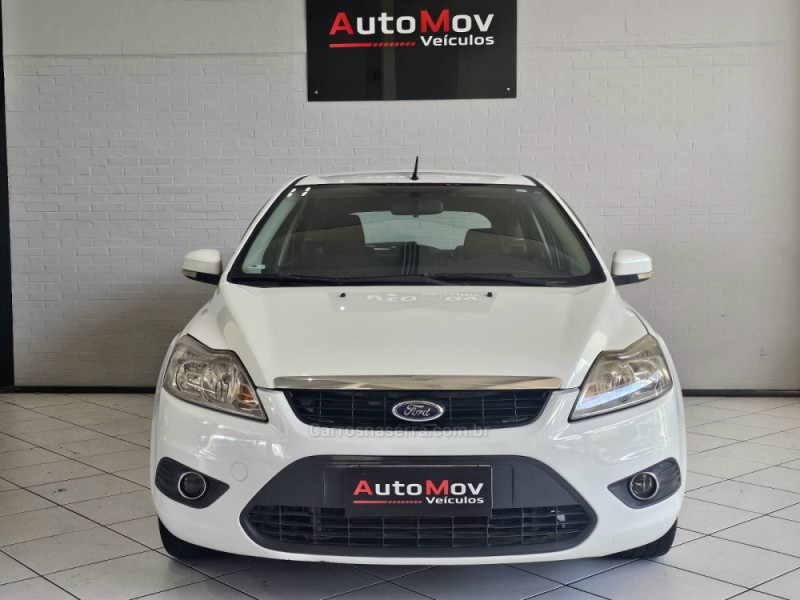 FOCUS 2.0 GLX 16V GASOLINA 4P MANUAL - 2011 - CAXIAS DO SUL