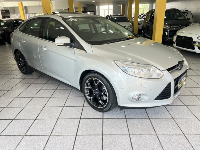 FOCUS 2.0 TITANIUM FASTBACK 16V FLEX 4P AUTOMÁTICO - 2015 - CAXIAS DO SUL