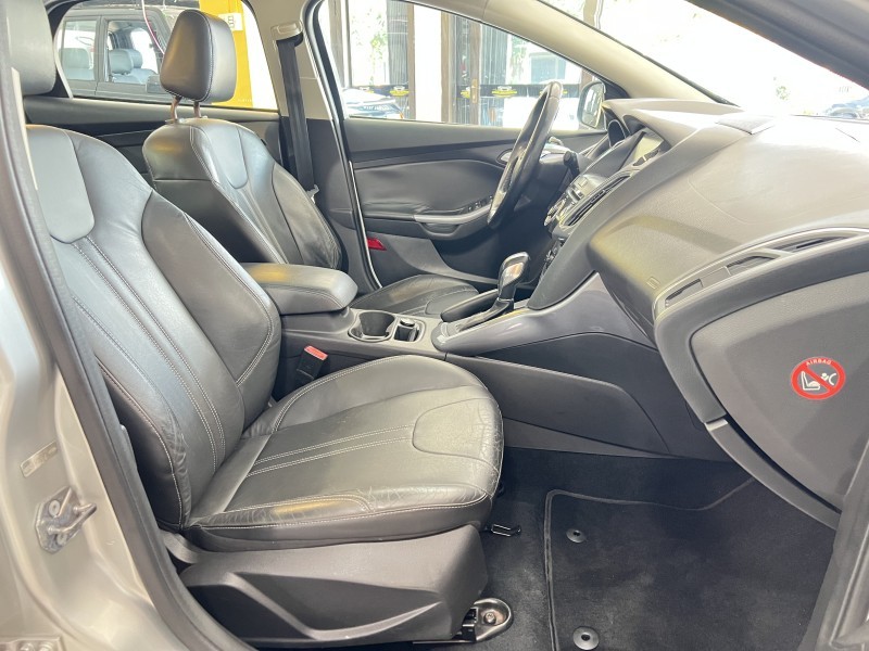 FOCUS 2.0 TITANIUM FASTBACK 16V FLEX 4P AUTOMÁTICO - 2015 - CAXIAS DO SUL
