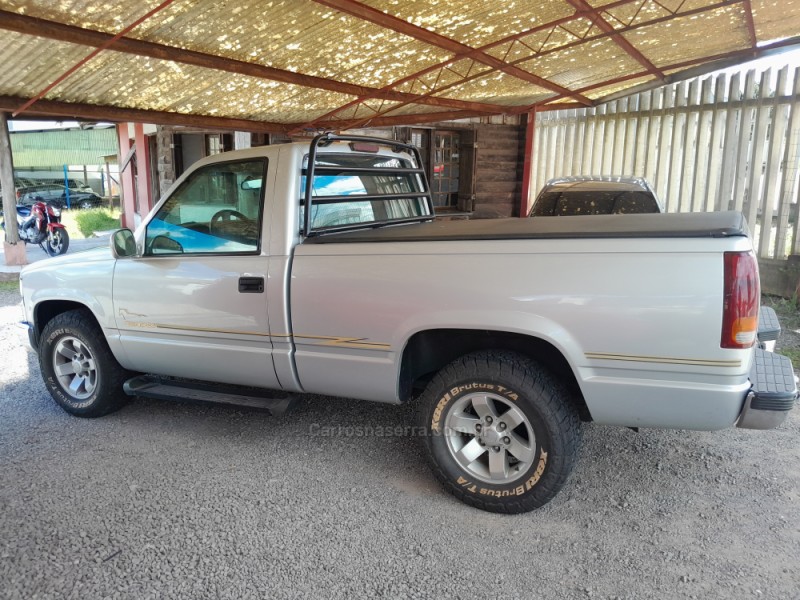 SILVERADO 4.2 D-20 4X2 CS 18V TURBO INTERCOOLER DIESEL 2P MANUAL - 2001 - VERANóPOLIS