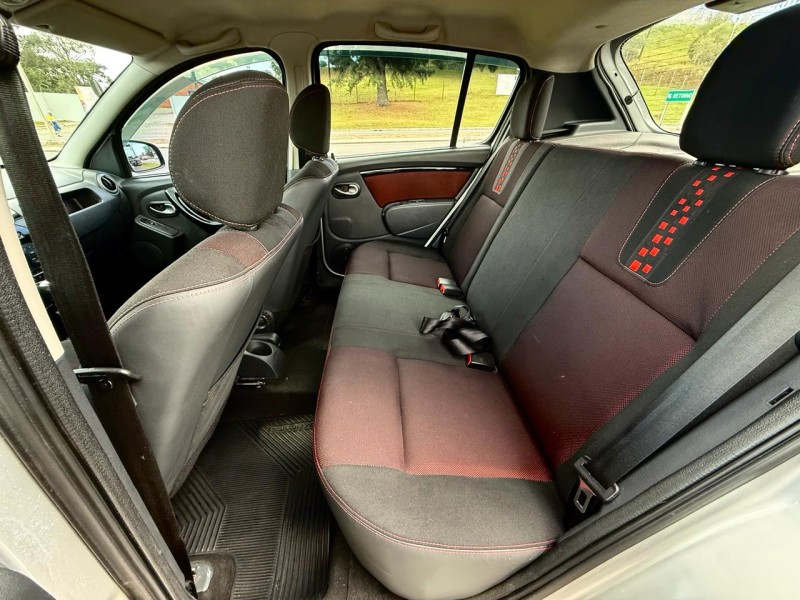 SANDERO 1.6 STEPWAY ZEN 16V FLEX 4P MANUAL - 2012 - FARROUPILHA