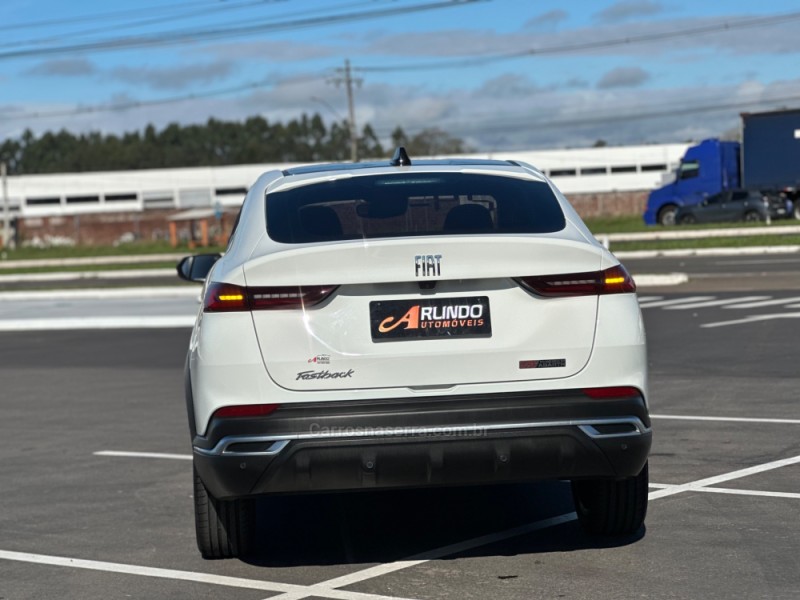 FASTBACK 1.3 LIMITED EDITION 270 TURBO FLEX 4P AUTOMÁTICO - 2024 - PAROBé