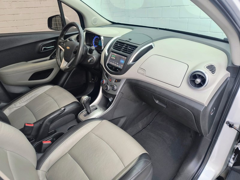 TRACKER 1.8 MPFI LTZ 4X2 16V FLEX 4P AUTOMÁTICO - 2015 - CAXIAS DO SUL