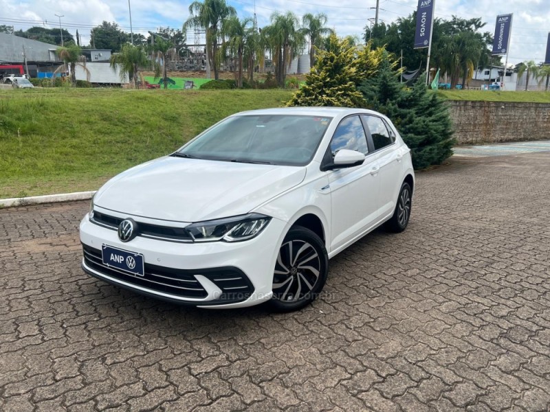 polo 1.0 170 tsi 12v highline flex 4p automatico 2023 nova petropolis
