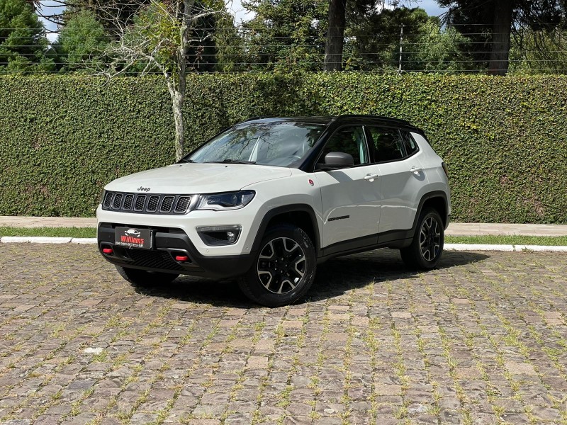 COMPASS 2.0 16V DIESEL TRAILHAWK 4X4 AUTOMÁTICO - 2020 - FARROUPILHA