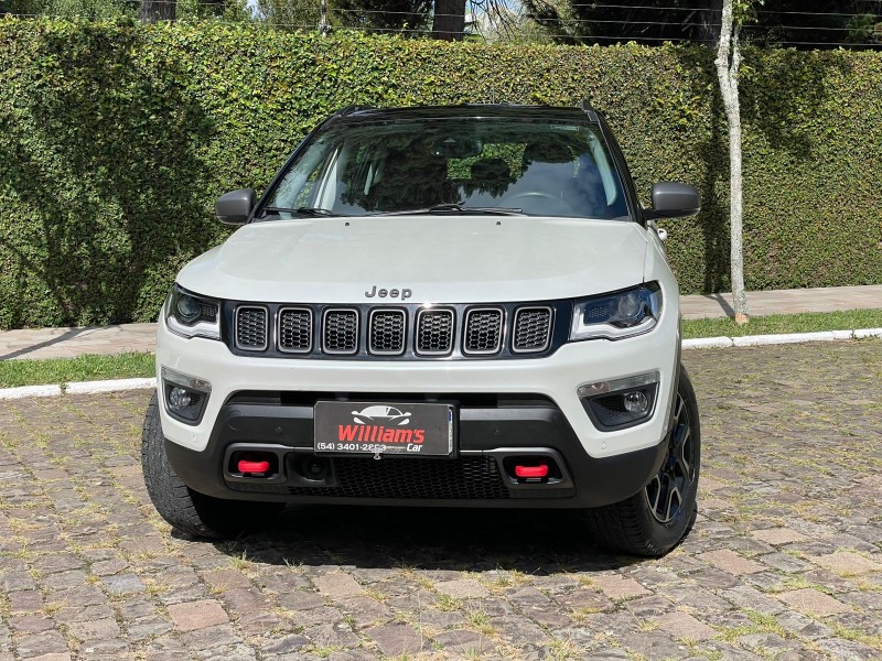 COMPASS 2.0 16V DIESEL TRAILHAWK 4X4 AUTOMÁTICO - 2020 - FARROUPILHA