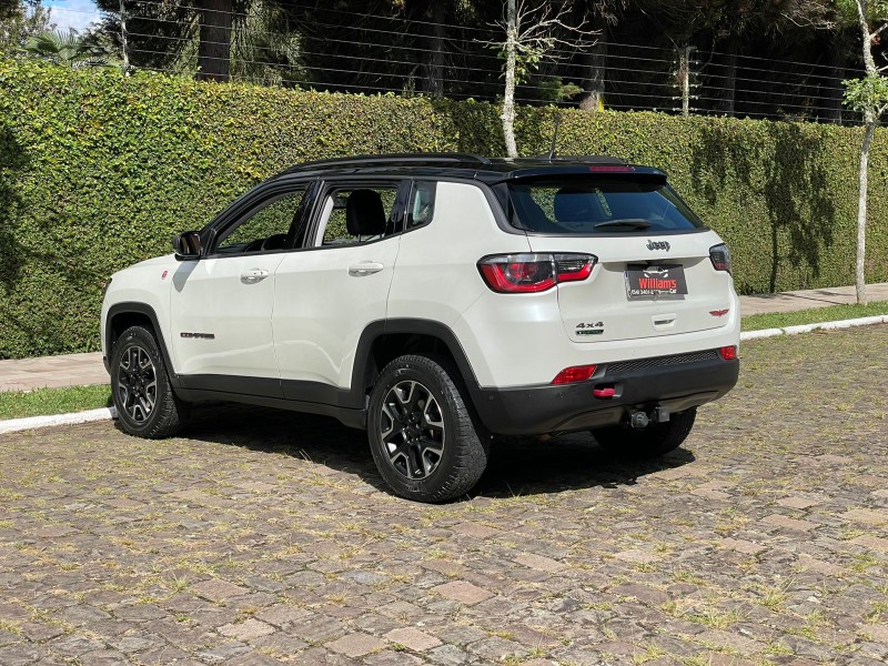 COMPASS 2.0 16V DIESEL TRAILHAWK 4X4 AUTOMÁTICO - 2020 - FARROUPILHA