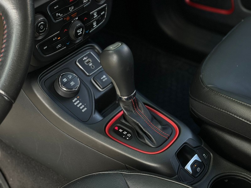 COMPASS 2.0 16V DIESEL TRAILHAWK 4X4 AUTOMÁTICO - 2020 - FARROUPILHA