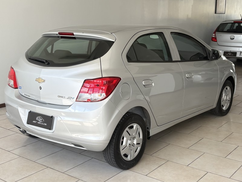 ONIX 1.0 MPFI LT 8V FLEX 4P MANUAL - 2017 - BENTO GONçALVES