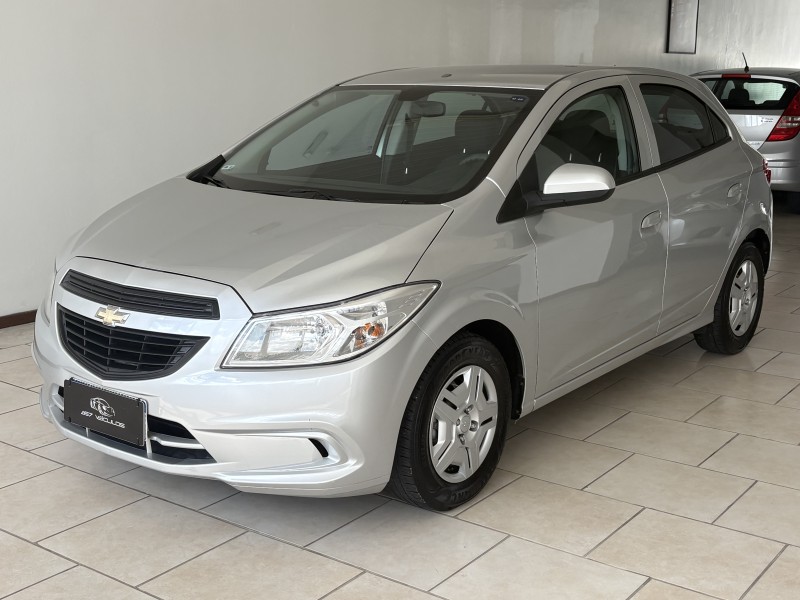 ONIX 1.0 MPFI LT 8V FLEX 4P MANUAL - 2017 - BENTO GONçALVES