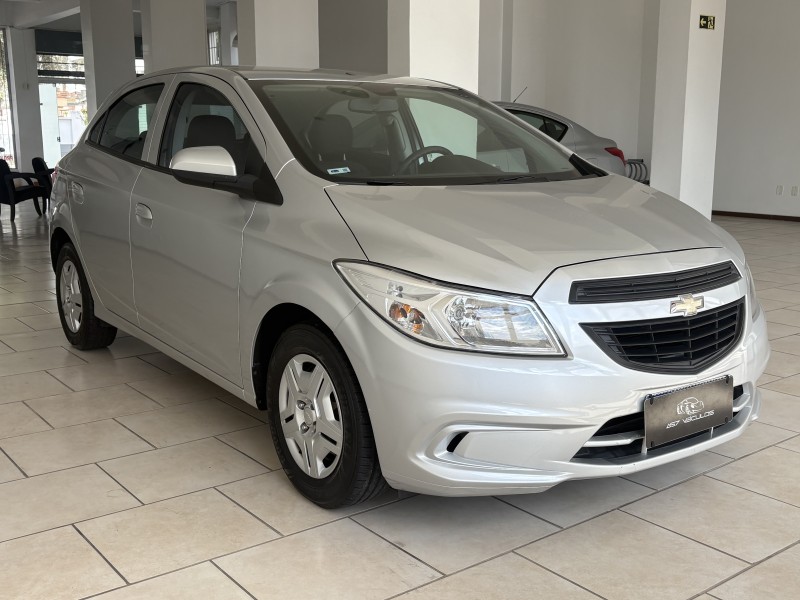 ONIX 1.0 MPFI LT 8V FLEX 4P MANUAL - 2017 - BENTO GONçALVES