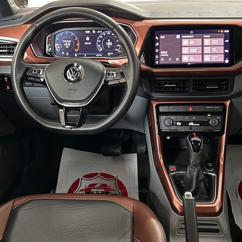 T-CROSS 1.0 COMFORTLINE TSI FLEX 4P AUTOMÁTICO - 2021 - VACARIA