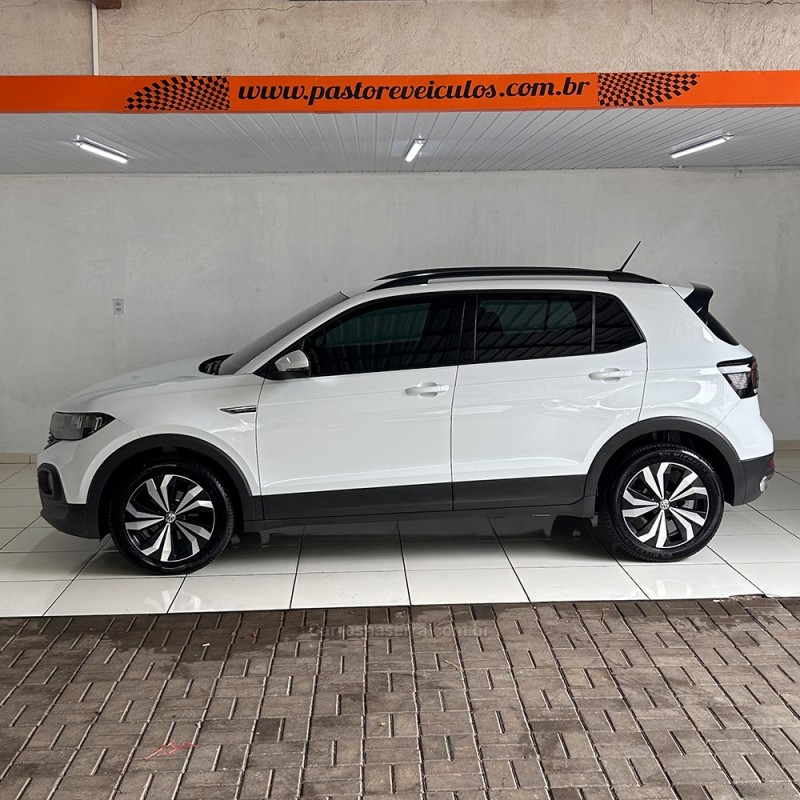 T-CROSS 1.0 COMFORTLINE TSI FLEX 4P AUTOMÁTICO - 2021 - VACARIA