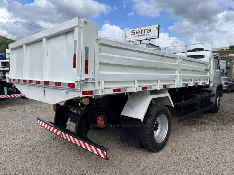 13-180 E WORKER - 2002 - GARIBALDI