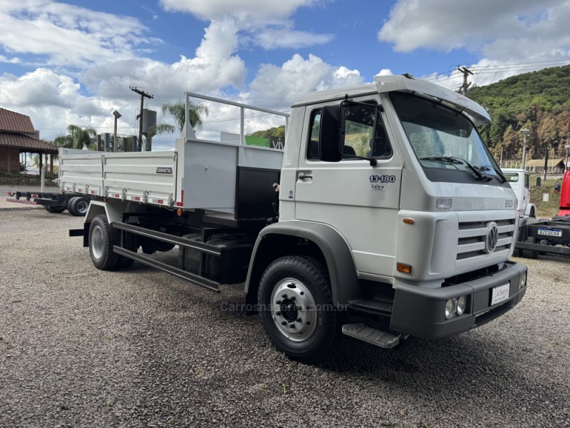 13 180 e worker 2002 garibaldi