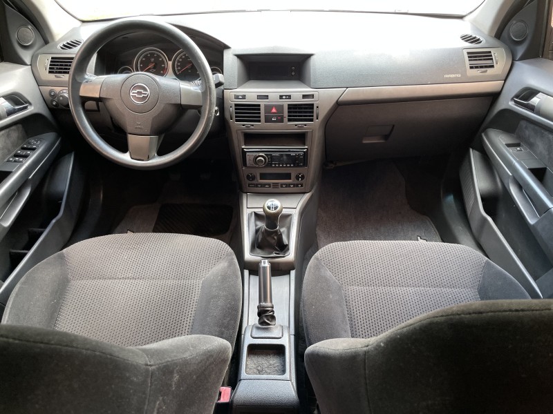 VECTRA 2.0 MPFI GT HATCH 8V FLEX 4P MANUAL - 2009 - CAXIAS DO SUL