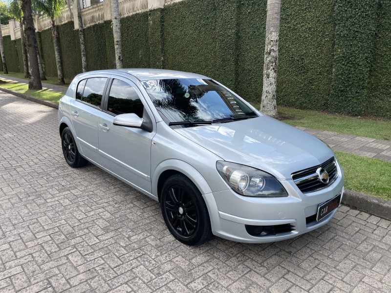 VECTRA 2.0 MPFI GT HATCH 8V FLEX 4P MANUAL - 2009 - CAXIAS DO SUL