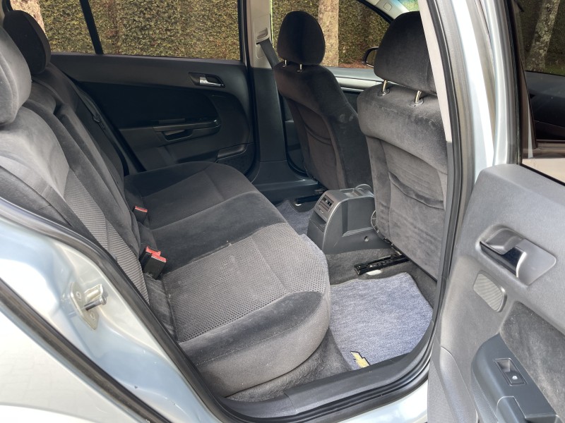 VECTRA 2.0 MPFI GT HATCH 8V FLEX 4P MANUAL - 2009 - CAXIAS DO SUL