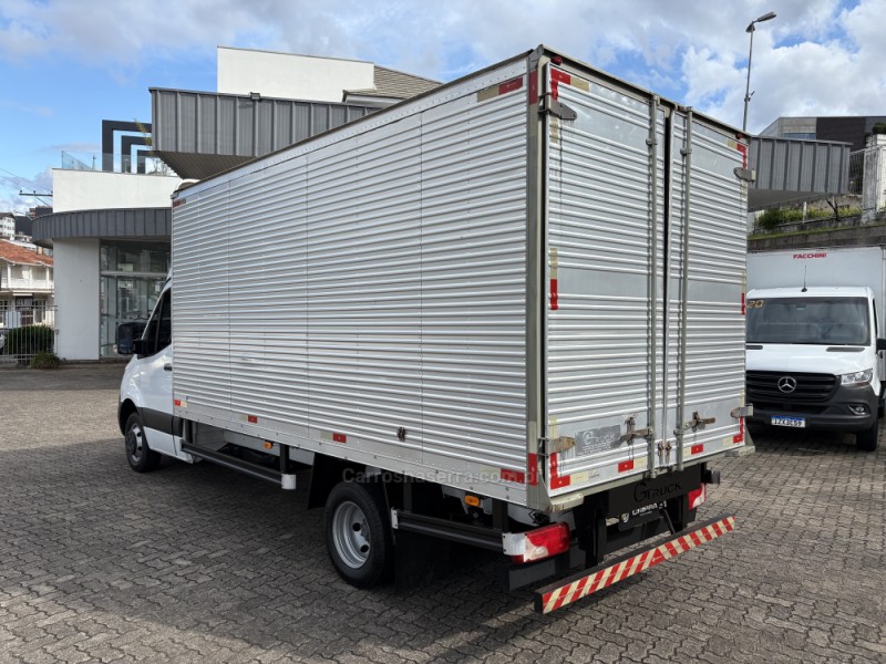 SPRINTER 2.2 CHASSI 516 LONGO DIESEL 3P MANUAL - 2021 - FARROUPILHA