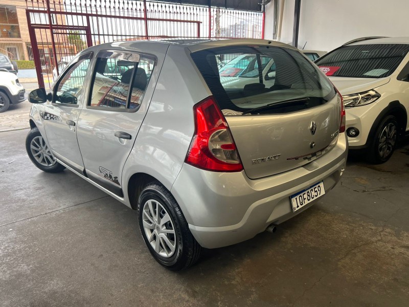 SANDERO 1.0 EXPRESSION 16V FLEX 4P MANUAL - 2010 - CAXIAS DO SUL
