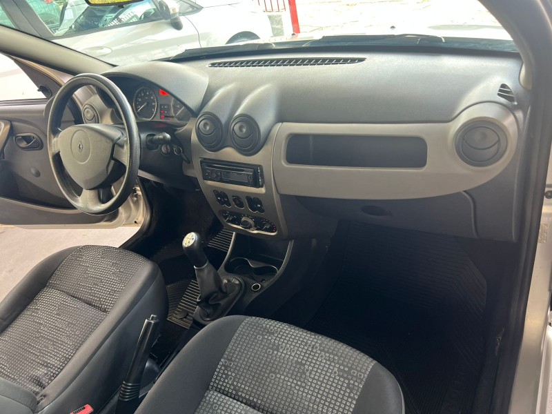 SANDERO 1.0 EXPRESSION 16V FLEX 4P MANUAL - 2010 - CAXIAS DO SUL