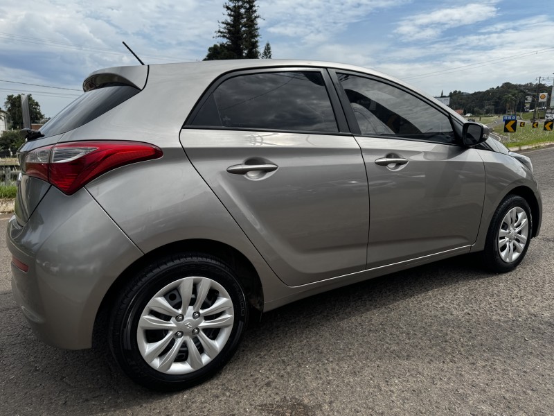 HB20 1.0 COMFORT 12V FLEX 4P MANUAL - 2016 - DOIS IRMãOS