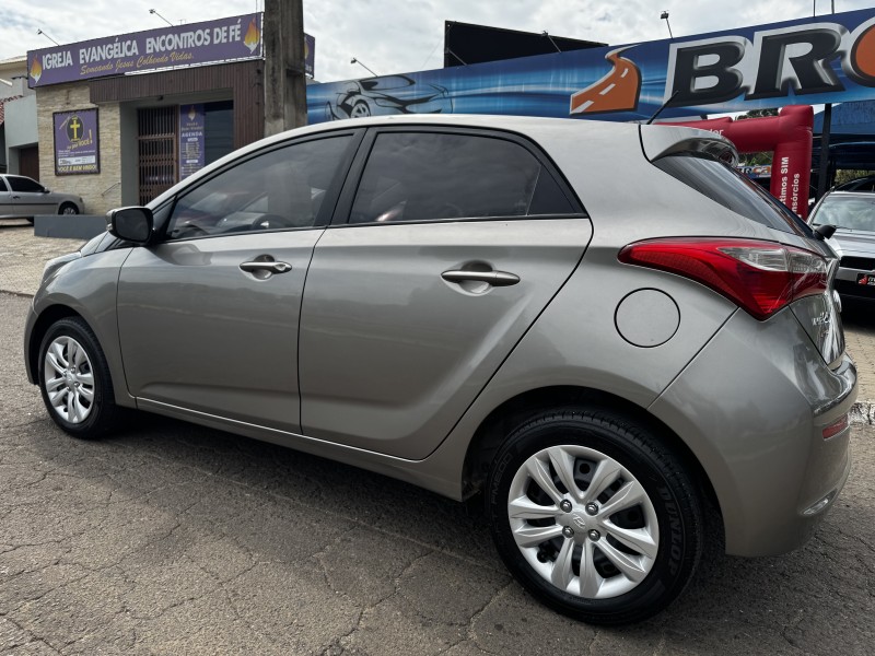 HB20 1.0 COMFORT 12V FLEX 4P MANUAL - 2016 - DOIS IRMãOS