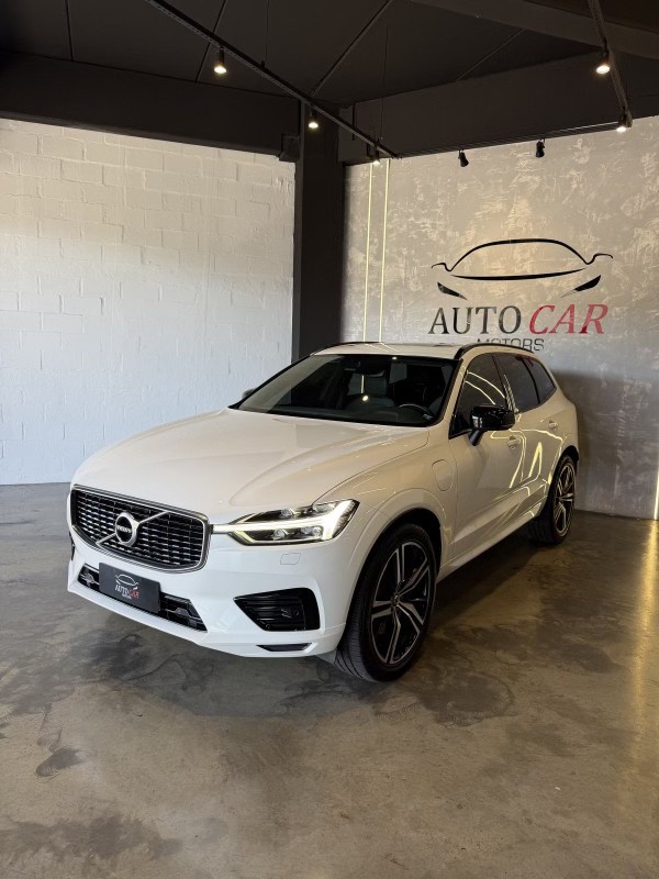 XC60 2.0 T8 R DESIGN HYBRID GASOLINA 4P AUTOMÁTICO - 2020 - CAXIAS DO SUL