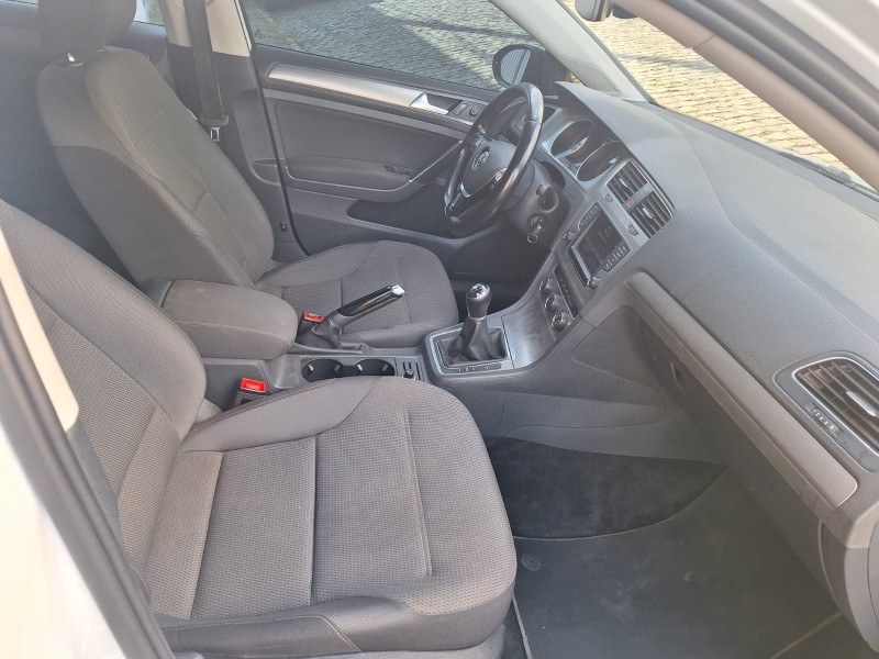 GOLF 1.0 TSI COMFORTLINE 12V TOTAL FLEX 4P MANUAL - 2017 - CAXIAS DO SUL