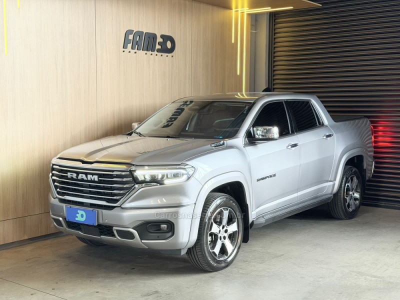 rampage 2.0 hurricane laramie 4 4x4 turbo gasolina 4p automatico 2025 lajeado