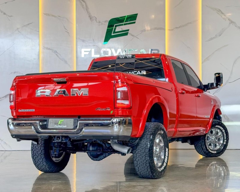 2500 LARAMIE 6.7 CD 4X4 TDI DIESEL 4P AUTOMÁTICA - 2021 - GARIBALDI