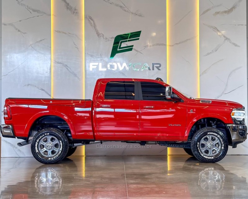 2500 LARAMIE 6.7 CD 4X4 TDI DIESEL 4P AUTOMÁTICA - 2021 - GARIBALDI