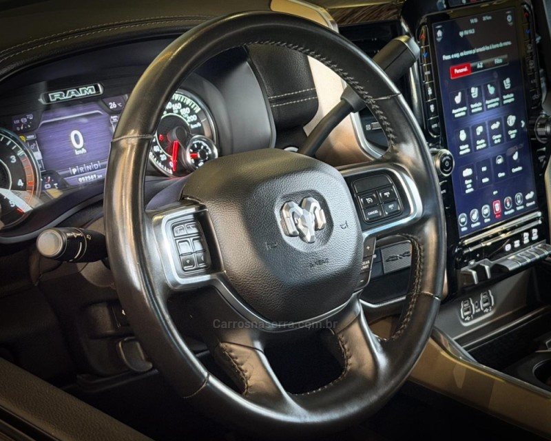 2500 LARAMIE 6.7 CD 4X4 TDI DIESEL 4P AUTOMÁTICA - 2021 - GARIBALDI