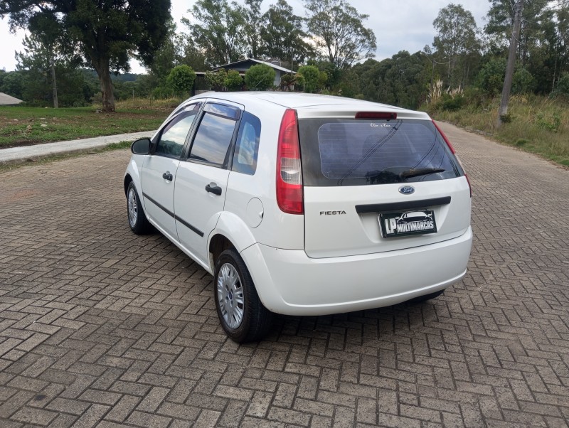 FIESTA 1.0 MPI 8V GASOLINA 4P MANUAL - 2006 - CAXIAS DO SUL