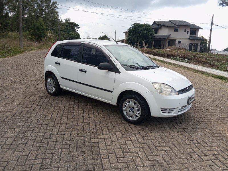 FIESTA 1.0 MPI 8V GASOLINA 4P MANUAL - 2006 - CAXIAS DO SUL