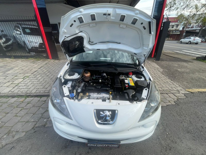 207 1.4 XR 8V FLEX 4P MANUAL - 2013 - CAXIAS DO SUL