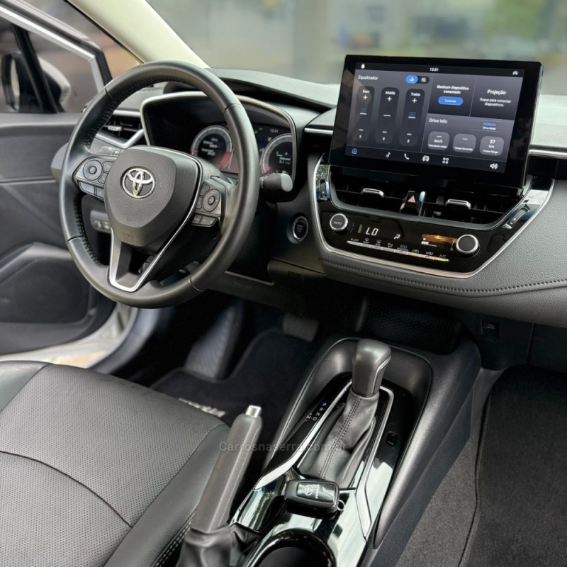 COROLLA 2.0 XEI 16V FLEX 4P AUTOMÁTICO - 2025 - NOVO HAMBURGO