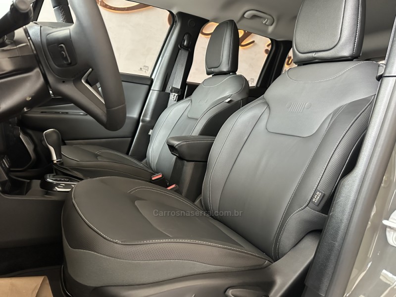 RENEGADE 1.3 LONGITUDE T270 TURBO FLEX 4P AUTOMÁTICO - 2025 - CANELA