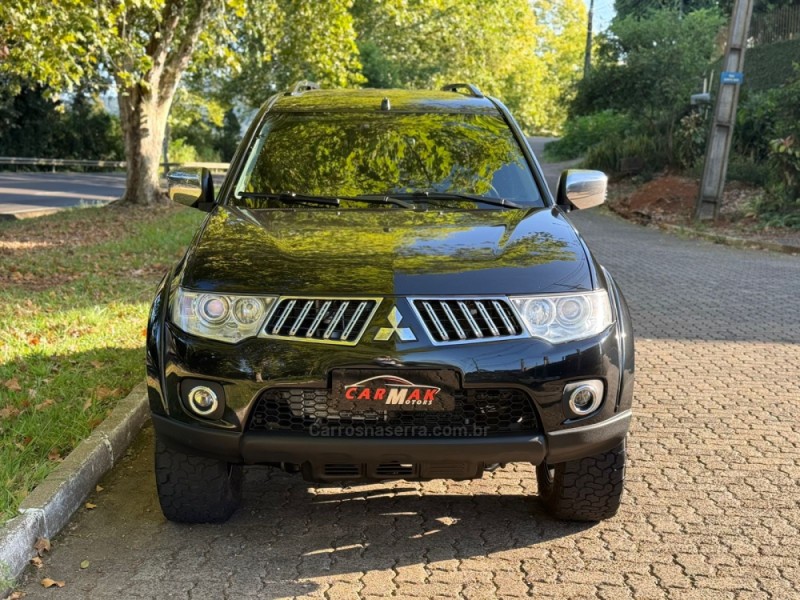 PAJERO DAKAR 3.2 HPE 4X4 7 LUGARES 16V TURBO INTERCOOLER DIESEL 4P AUTOMÁTICO - 2013 - DOIS IRMãOS