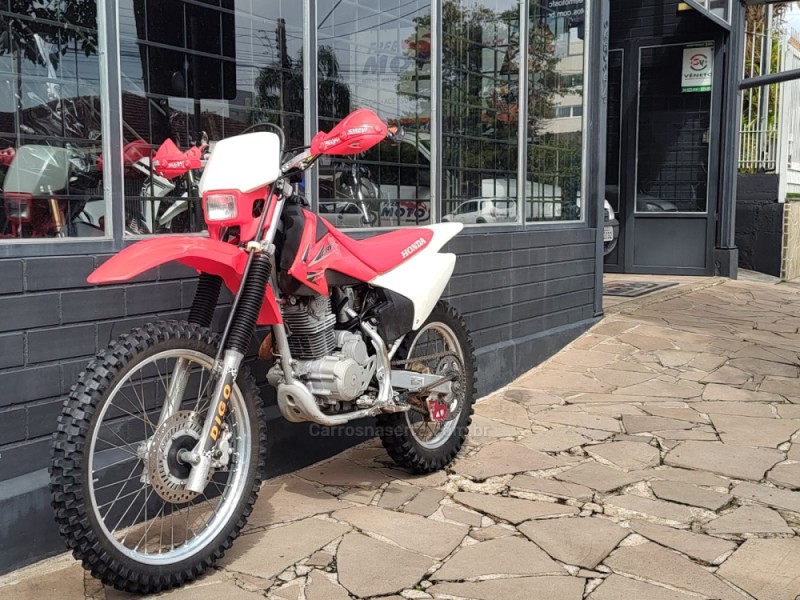 CRF 230F  - 2012 - FLORES DA CUNHA