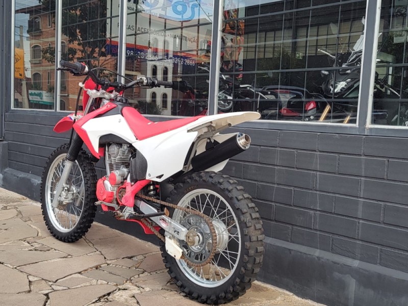 CRF 230F  - 2020 - FLORES DA CUNHA