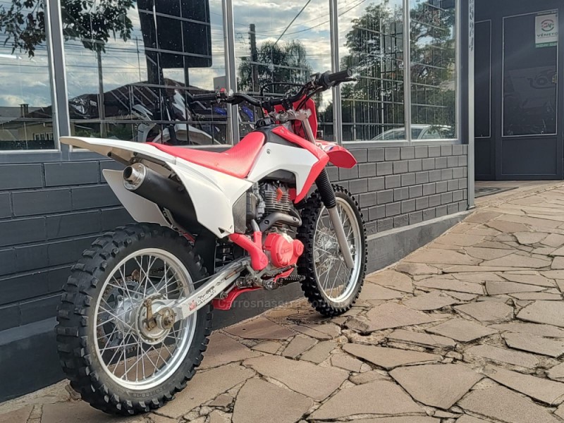 CRF 230F  - 2020 - FLORES DA CUNHA