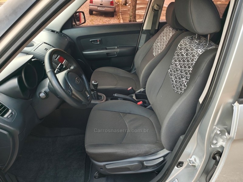 SOUL 1.6 EX 16V GASOLINA 4P MANUAL - 2010 - GUAPORé